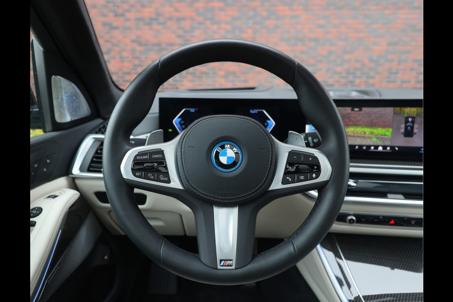 BMW X5 50e xDrive | Sky - Trekhaak - HUD - Massage - Bowers&Wilkins BMW X5 50e xDrive | Sky - Trekhaak - HUD - Massage - Bowers&Wilkins