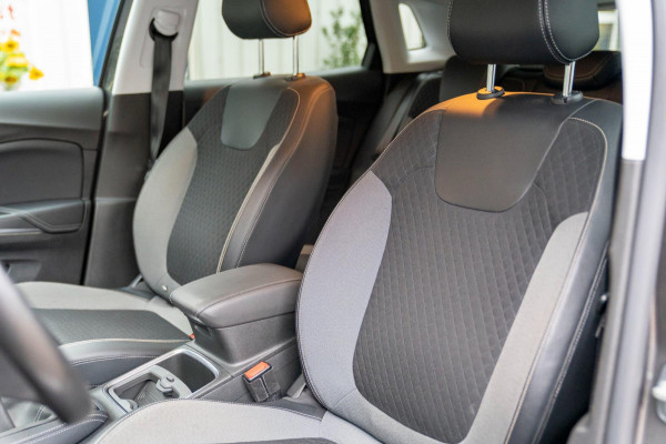 Opel Grandland X 1.2 Turbo Innovation|Prijs rijklaar incl. 12 mnd garantie|Trekhaak LMV Blindspot Stoel en stuurverwarming Carplay