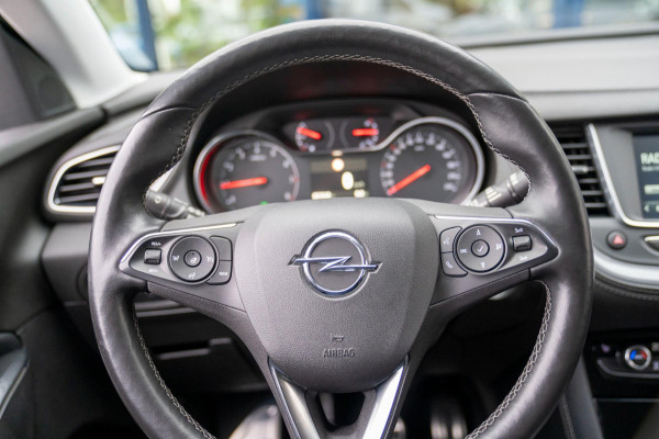 Opel Grandland X 1.2 Turbo Innovation|Prijs rijklaar incl. 12 mnd garantie|Trekhaak LMV Blindspot Stoel en stuurverwarming Carplay
