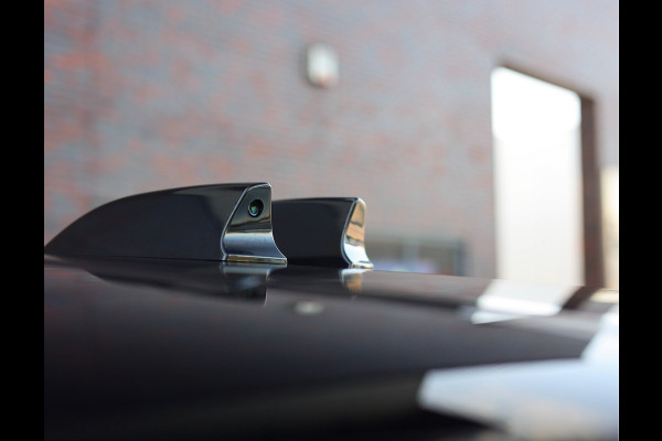 Land Rover Range Rover P510e HSE | Pano - Trekhaak - Massage