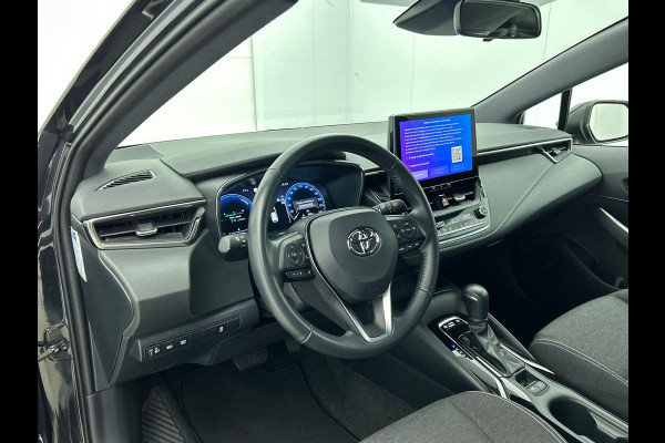 Toyota Corolla Touring Sports 1.8 Hybrid Automaat Active | Navigatie | Apple Carplay/Android Auto | Camera | Parkeersensoren | Adaptive Cruise Control | Full Led | Climate Control | Lichtmetalen velgen Toyota Corolla Touring Sports 1.8 Hybrid Automaat Active | Navigatie | Apple Carplay/Android Auto | Camera | Parkeersensoren | Adaptive Cruise Control | Full Led | Climate Control | Lichtmetalen velgen