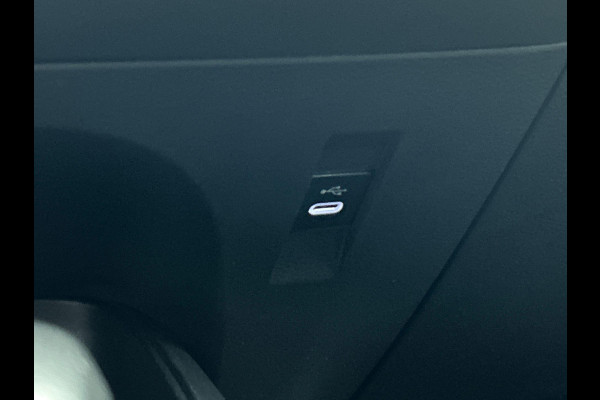 Toyota Corolla Touring Sports 1.8 Hybrid Automaat Active | Navigatie | Apple Carplay/Android Auto | Camera | Parkeersensoren | Adaptive Cruise Control | Full Led | Climate Control | Lichtmetalen velgen Toyota Corolla Touring Sports 1.8 Hybrid Automaat Active | Navigatie | Apple Carplay/Android Auto | Camera | Parkeersensoren | Adaptive Cruise Control | Full Led | Climate Control | Lichtmetalen velgen