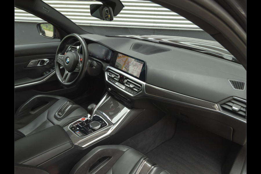 BMW 3 Serie M3 Competition - Individual ''Macao Blue'' - Carbon Brakes - Full Carbon BMW 3 Serie M3 Competition - Individual ''Macao Blue'' - Carbon Brakes - Full Carbon