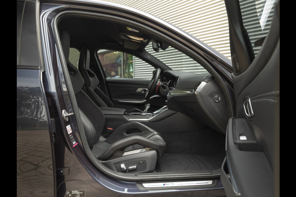 BMW 3 Serie M3 Competition - Individual ''Macao Blue'' - Carbon Brakes - Full Carbon BMW 3 Serie M3 Competition - Individual ''Macao Blue'' - Carbon Brakes - Full Carbon