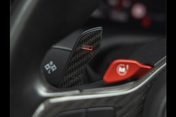 BMW 3 Serie M3 Competition - Individual ''Macao Blue'' - Carbon Brakes - Full Carbon BMW 3 Serie M3 Competition - Individual ''Macao Blue'' - Carbon Brakes - Full Carbon