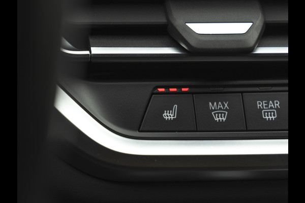 BMW 3 Serie M3 Competition - Individual ''Macao Blue'' - Carbon Brakes - Full Carbon BMW 3 Serie M3 Competition - Individual ''Macao Blue'' - Carbon Brakes - Full Carbon