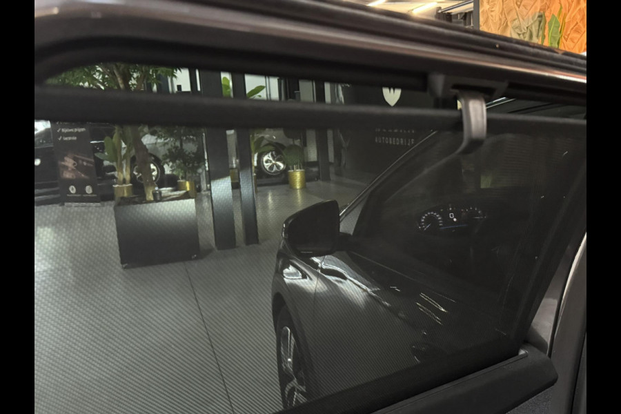 Peugeot 5008 1.2 PureTech Blue Lease Allure 7P. NAP Garantie Trekhaak Carplay Elek Achterklep Cruise Clima Navi Led Sfeer Rijklaar