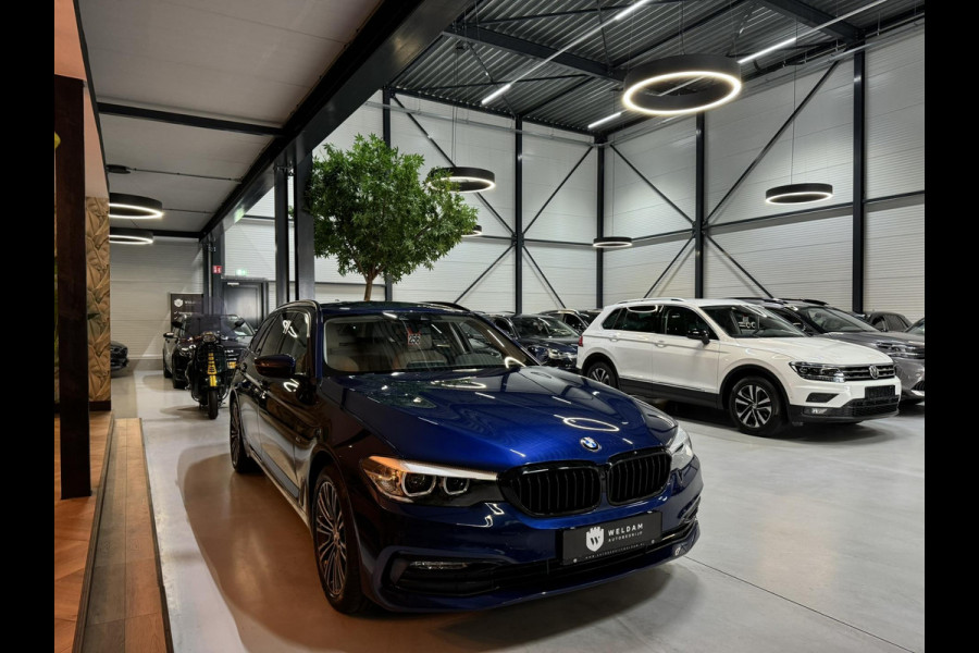 BMW 5 Serie Touring 530i Sport Line Garantie LED Leder Elek. Achterklep Keyless Stoelvw Navi DAB PDC Cruise Clima