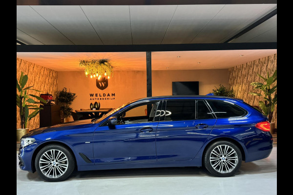 BMW 5 Serie Touring 530i Sport Line Garantie LED Leder Elek. Achterklep Keyless Stoelvw Navi DAB PDC Cruise Clima