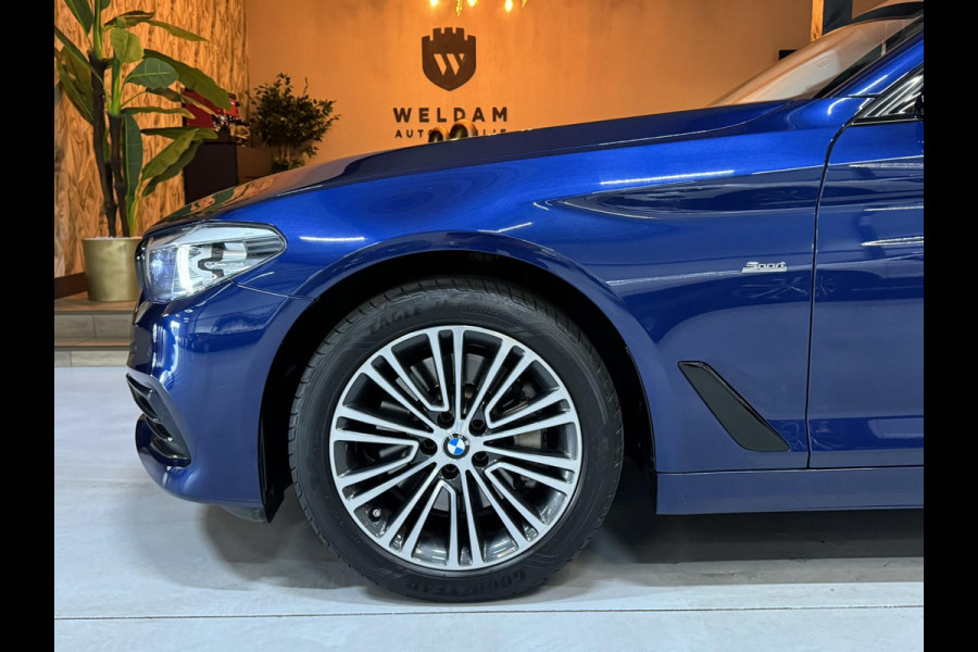 BMW 5 Serie Touring 530i Sport Line Garantie LED Leder Elek. Achterklep Keyless Stoelvw Navi DAB PDC Cruise Clima