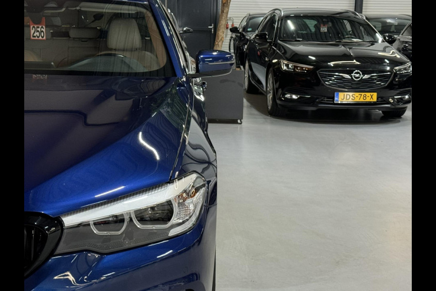 BMW 5 Serie Touring 530i Sport Line Garantie LED Leder Elek. Achterklep Keyless Stoelvw Navi DAB PDC Cruise Clima