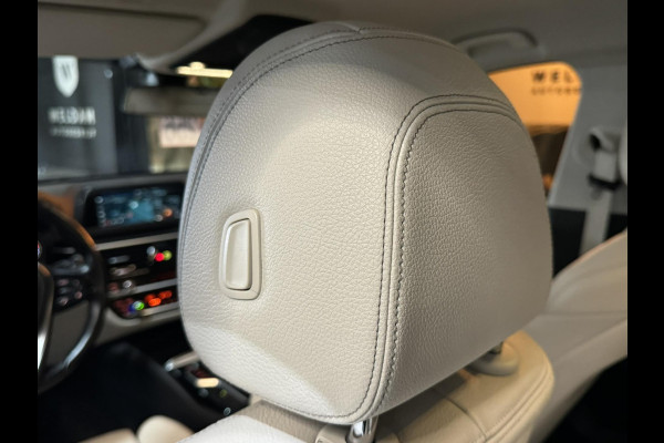 BMW 5 Serie Touring 530i Sport Line Garantie LED Leder Elek. Achterklep Keyless Stoelvw Navi DAB PDC Cruise Clima