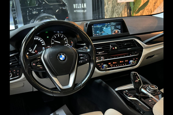 BMW 5 Serie Touring 530i Sport Line Garantie LED Leder Elek. Achterklep Keyless Stoelvw Navi DAB PDC Cruise Clima