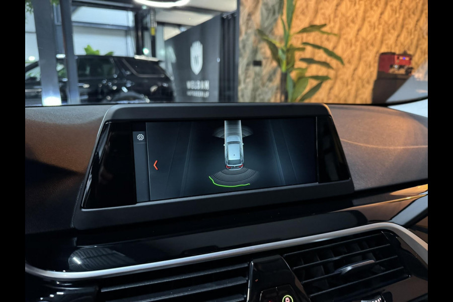 BMW 5 Serie Touring 530i Sport Line Garantie LED Leder Elek. Achterklep Keyless Stoelvw Navi DAB PDC Cruise Clima