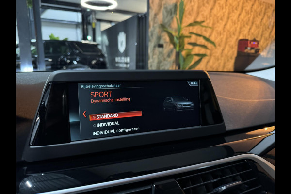 BMW 5 Serie Touring 530i Sport Line Garantie LED Leder Elek. Achterklep Keyless Stoelvw Navi DAB PDC Cruise Clima