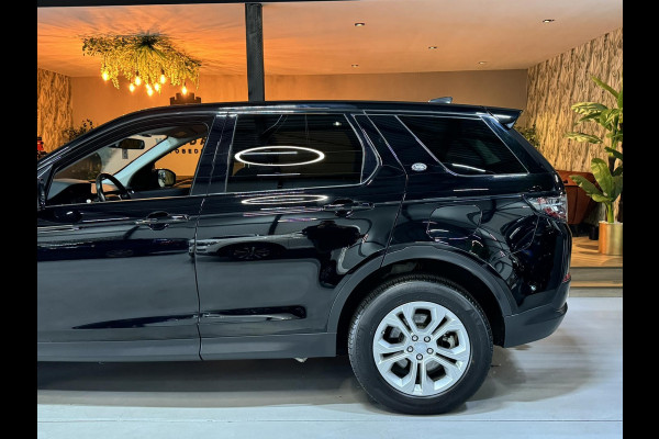 Land Rover Discovery Sport P300e 1.5 S Garantie Trekhaak Cruise Clima Elek. achterklep Lane LED Navi Rijklaar