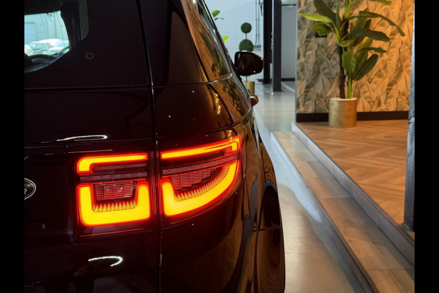 Land Rover Discovery Sport P300e 1.5 S Garantie Trekhaak Cruise Clima Elek. achterklep Lane LED Navi Rijklaar
