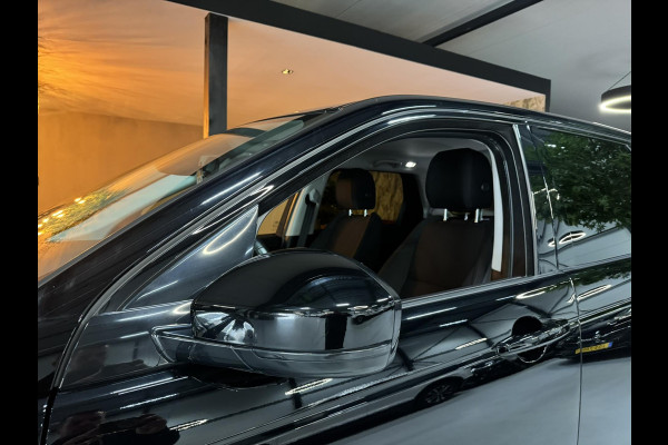 Land Rover Discovery Sport P300e 1.5 S Garantie Trekhaak Cruise Clima Elek. achterklep Lane LED Navi Rijklaar