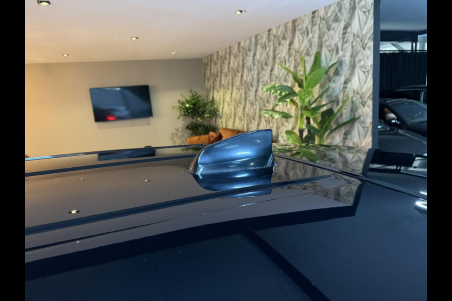 Land Rover Discovery Sport P300e 1.5 S Garantie Trekhaak Cruise Clima Elek. achterklep Lane LED Navi Rijklaar