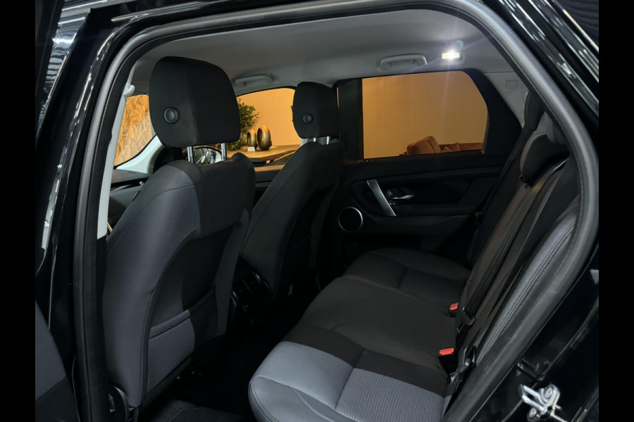 Land Rover Discovery Sport P300e 1.5 S Garantie Trekhaak Cruise Clima Elek. achterklep Lane LED Navi Rijklaar