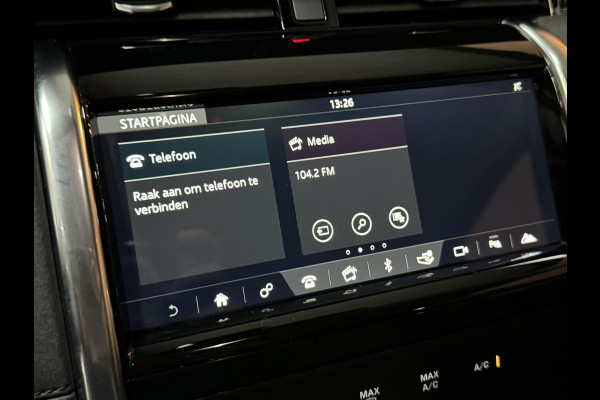 Land Rover Discovery Sport P300e 1.5 S Garantie Trekhaak Cruise Clima Elek. achterklep Lane LED Navi Rijklaar