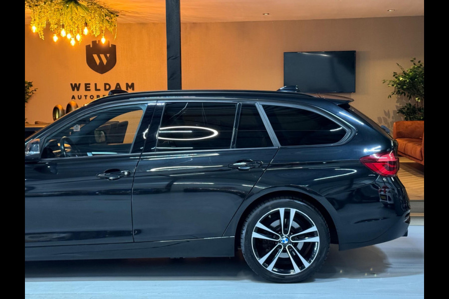 BMW 3 Serie Touring 320i xDrive Edition Sport Line Shadow Executive Garantie Head-Up Pano Camera Elek Achterklep Cruise Rijklaar