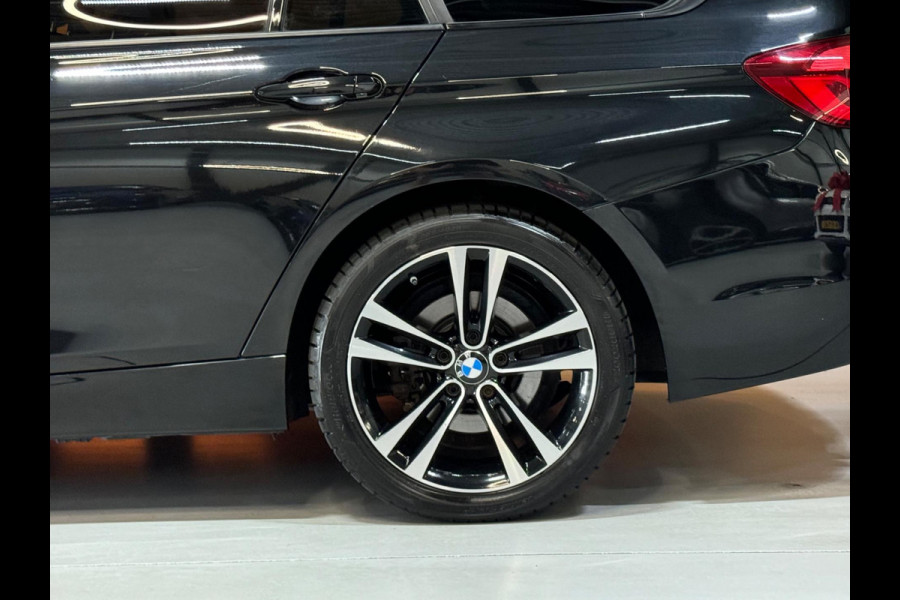 BMW 3 Serie Touring 320i xDrive Edition Sport Line Shadow Executive Garantie Head-Up Pano Camera Elek Achterklep Cruise Rijklaar