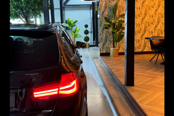 BMW 3 Serie Touring 320i xDrive Edition Sport Line Shadow Executive Garantie Head-Up Pano Camera Elek Achterklep Cruise Rijklaar