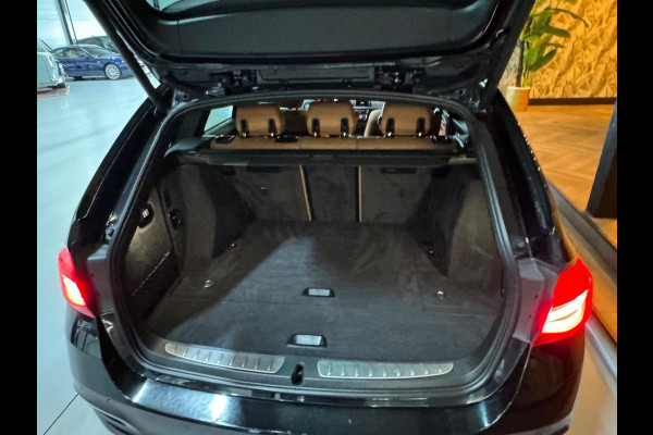 BMW 3 Serie Touring 320i xDrive Edition Sport Line Shadow Executive Garantie Head-Up Pano Camera Elek Achterklep Cruise Rijklaar