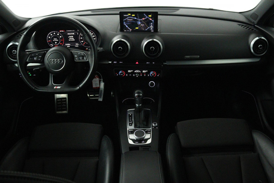 Audi A3 Sportback 35 TFSI CoD Advance Sport (BLACK PACK, VIRTUAL COCKPIT, STOELVERWARMING, 1e EIGENAAR, GOED ONDERHOUDEN) Audi A3 Sportback 35 TFSI CoD Advance Sport (BLACK PACK, VIRTUAL COCKPIT, STOELVERWARMING, 1e EIGENAAR, GOED ONDERHOUDEN)