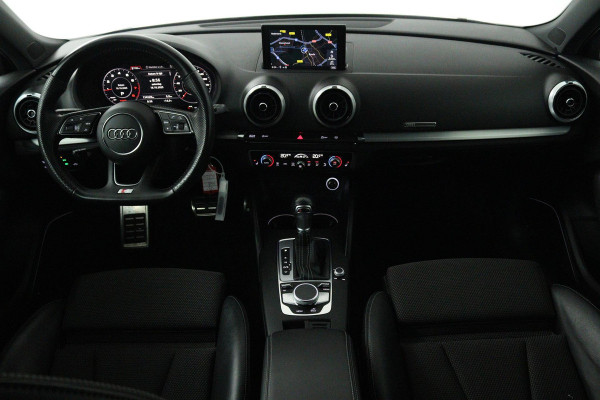Audi A3 Sportback 35 TFSI CoD Advance Sport (BLACK PACK, VIRTUAL COCKPIT, STOELVERWARMING, 1e EIGENAAR, GOED ONDERHOUDEN) Audi A3 Sportback 35 TFSI CoD Advance Sport (BLACK PACK, VIRTUAL COCKPIT, STOELVERWARMING, 1e EIGENAAR, GOED ONDERHOUDEN)