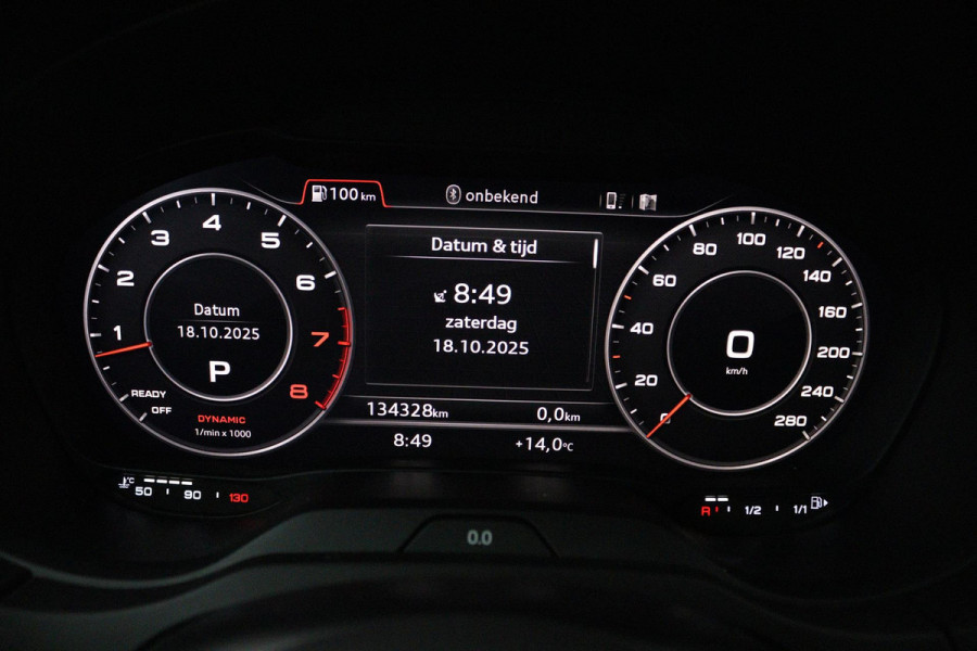 Audi A3 Sportback 35 TFSI CoD Advance Sport (BLACK PACK, VIRTUAL COCKPIT, STOELVERWARMING, 1e EIGENAAR, GOED ONDERHOUDEN) Audi A3 Sportback 35 TFSI CoD Advance Sport (BLACK PACK, VIRTUAL COCKPIT, STOELVERWARMING, 1e EIGENAAR, GOED ONDERHOUDEN)