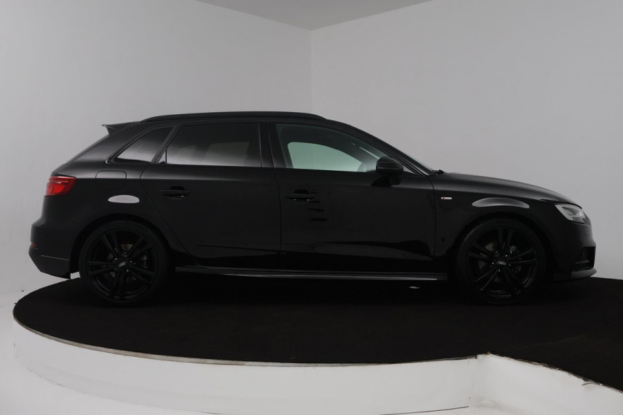 Audi A3 Sportback 35 TFSI CoD Advance Sport (BLACK PACK, VIRTUAL COCKPIT, STOELVERWARMING, 1e EIGENAAR, GOED ONDERHOUDEN) Audi A3 Sportback 35 TFSI CoD Advance Sport (BLACK PACK, VIRTUAL COCKPIT, STOELVERWARMING, 1e EIGENAAR, GOED ONDERHOUDEN)