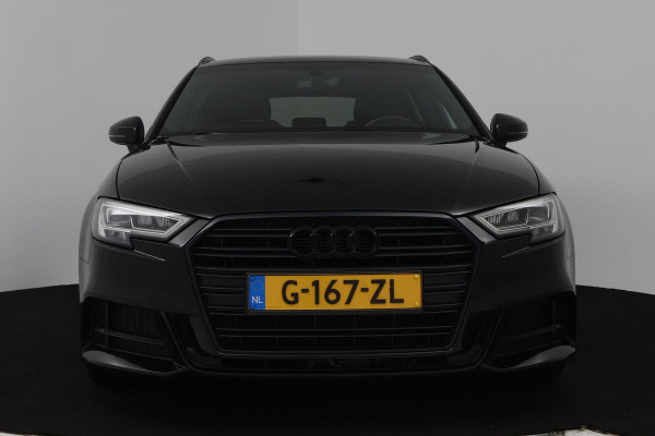 Audi A3 Sportback 35 TFSI CoD Advance Sport (BLACK PACK, VIRTUAL COCKPIT, STOELVERWARMING, 1e EIGENAAR, GOED ONDERHOUDEN) Audi A3 Sportback 35 TFSI CoD Advance Sport (BLACK PACK, VIRTUAL COCKPIT, STOELVERWARMING, 1e EIGENAAR, GOED ONDERHOUDEN)