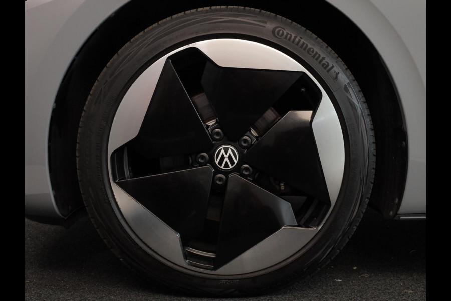 Volkswagen ID.3 First Max 58 kWh 204 pk | Navigatie | Panoramadak | Trekhaak (afneembaar) | Parkeersensoren | Achteruitrijcamera | Matrix LED koplampen | Volkswagen ID.3 First Max 58 kWh 204 pk | Navigatie | Panoramadak | Trekhaak (afneembaar) | Parkeersensoren | Achteruitrijcamera | Matrix LED koplampen |