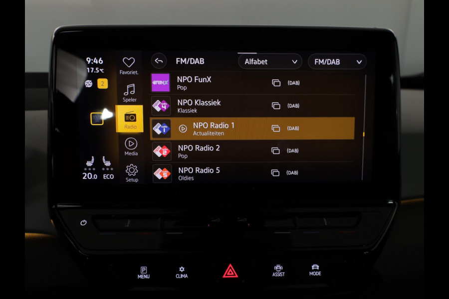 Volkswagen ID.3 First Max 58 kWh 204 pk | Navigatie | Panoramadak | Trekhaak (afneembaar) | Parkeersensoren | Achteruitrijcamera | Matrix LED koplampen | Volkswagen ID.3 First Max 58 kWh 204 pk | Navigatie | Panoramadak | Trekhaak (afneembaar) | Parkeersensoren | Achteruitrijcamera | Matrix LED koplampen |