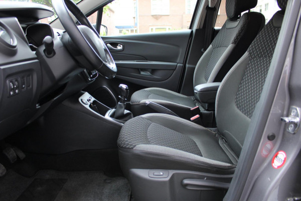 Renault Captur 1.2 TCe Intens Airco Camera Navigatie Nap Renault Captur 1.2 TCe Intens Airco Camera Navigatie Nap