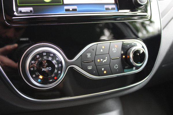 Renault Captur 1.2 TCe Intens Airco Camera Navigatie Nap Renault Captur 1.2 TCe Intens Airco Camera Navigatie Nap