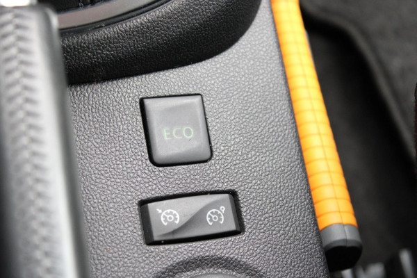Renault Captur 1.2 TCe Intens Airco Camera Navigatie Nap Renault Captur 1.2 TCe Intens Airco Camera Navigatie Nap