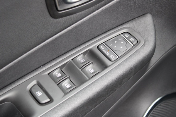 Renault Captur 1.2 TCe Intens Airco Camera Navigatie Nap Renault Captur 1.2 TCe Intens Airco Camera Navigatie Nap