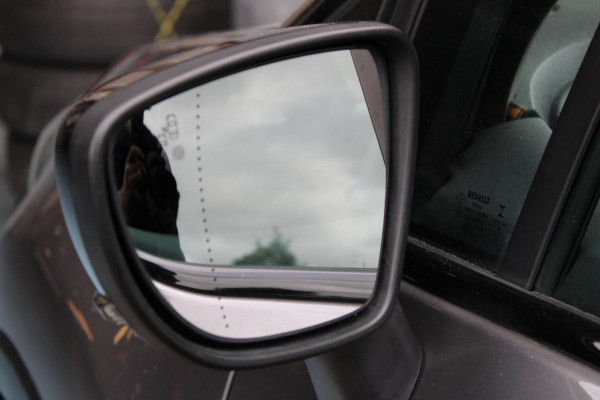 Renault Captur 1.2 TCe Intens Airco Camera Navigatie Nap Renault Captur 1.2 TCe Intens Airco Camera Navigatie Nap