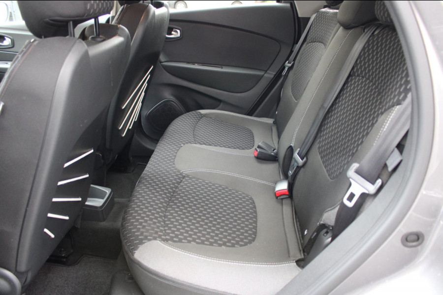 Renault Captur 1.2 TCe Intens Airco Camera Navigatie Nap Renault Captur 1.2 TCe Intens Airco Camera Navigatie Nap