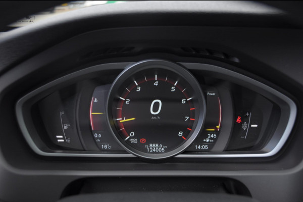 Volvo V40 T3 152PK Dynamic Edition / Cruise control / Panoramadak / Parkeeren met camera / Harman kardon audio / Standkachel / Stoelverwarming Volvo V40 T3 152PK Dynamic Edition / Cruise control / Panoramadak / Parkeeren met camera / Harman kardon audio / Standkachel / Stoelverwarming