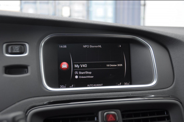 Volvo V40 T3 152PK Dynamic Edition / Cruise control / Panoramadak / Parkeeren met camera / Harman kardon audio / Standkachel / Stoelverwarming Volvo V40 T3 152PK Dynamic Edition / Cruise control / Panoramadak / Parkeeren met camera / Harman kardon audio / Standkachel / Stoelverwarming