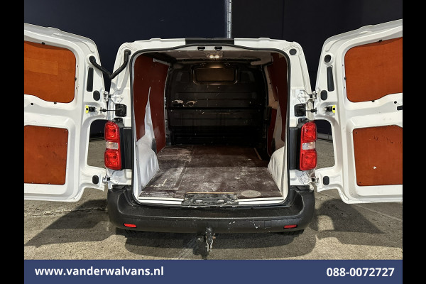 Peugeot Expert 2.0 BlueHDI 123pk L2H1 Euro6 Airco | Navigatie | 2500kg Trekhaak | Cruisecontrol | Apple Carplay | Android Auto Parkeersensoren