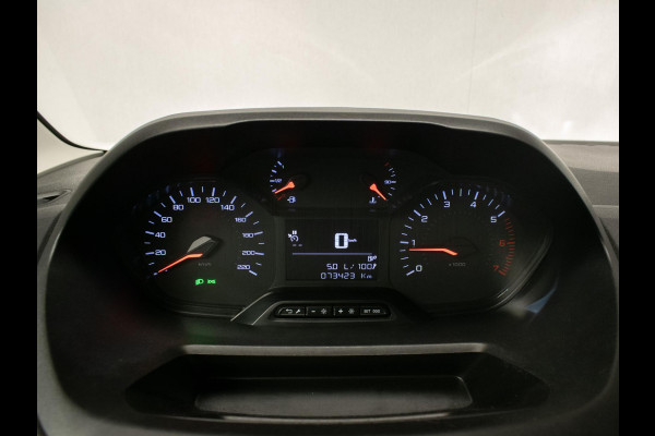 Peugeot Partner 1.5 BlueHDI Premium Sport (CLIMATE,BLUETOOTH,PDC,SCHUIFDEUR,DAB,LED,SPORTSTOELEN,TREKHAAK,NIEUWE APK,NETTE STAAT) Peugeot Partner 1.5 BlueHDI Premium Sport (CLIMATE,BLUETOOTH,PDC,SCHUIFDEUR,DAB,LED,SPORTSTOELEN,TREKHAAK,NIEUWE APK,NETTE STAAT)