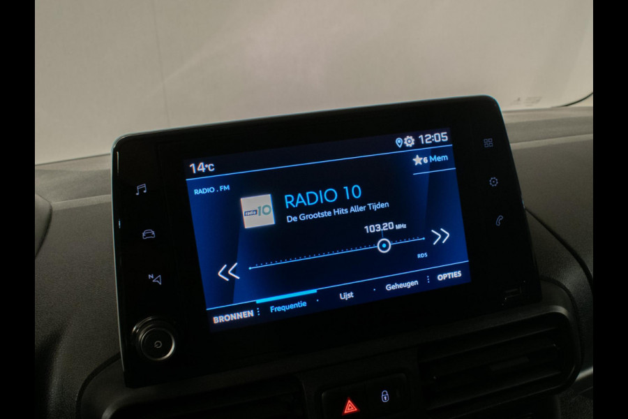 Peugeot Partner 1.5 BlueHDI Premium Sport (CLIMATE,BLUETOOTH,PDC,SCHUIFDEUR,DAB,LED,SPORTSTOELEN,TREKHAAK,NIEUWE APK,NETTE STAAT) Peugeot Partner 1.5 BlueHDI Premium Sport (CLIMATE,BLUETOOTH,PDC,SCHUIFDEUR,DAB,LED,SPORTSTOELEN,TREKHAAK,NIEUWE APK,NETTE STAAT)