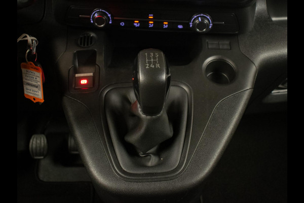 Peugeot Partner 1.5 BlueHDI Premium Sport (CLIMATE,BLUETOOTH,PDC,SCHUIFDEUR,DAB,LED,SPORTSTOELEN,TREKHAAK,NIEUWE APK,NETTE STAAT) Peugeot Partner 1.5 BlueHDI Premium Sport (CLIMATE,BLUETOOTH,PDC,SCHUIFDEUR,DAB,LED,SPORTSTOELEN,TREKHAAK,NIEUWE APK,NETTE STAAT)