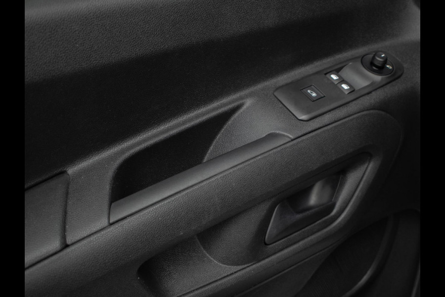 Peugeot Partner 1.5 BlueHDI Premium Sport (CLIMATE,BLUETOOTH,PDC,SCHUIFDEUR,DAB,LED,SPORTSTOELEN,TREKHAAK,NIEUWE APK,NETTE STAAT) Peugeot Partner 1.5 BlueHDI Premium Sport (CLIMATE,BLUETOOTH,PDC,SCHUIFDEUR,DAB,LED,SPORTSTOELEN,TREKHAAK,NIEUWE APK,NETTE STAAT)