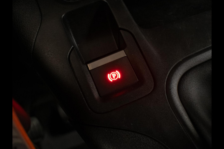 Peugeot Partner 1.5 BlueHDI Premium Sport (CLIMATE,BLUETOOTH,PDC,SCHUIFDEUR,DAB,LED,SPORTSTOELEN,TREKHAAK,NIEUWE APK,NETTE STAAT) Peugeot Partner 1.5 BlueHDI Premium Sport (CLIMATE,BLUETOOTH,PDC,SCHUIFDEUR,DAB,LED,SPORTSTOELEN,TREKHAAK,NIEUWE APK,NETTE STAAT)